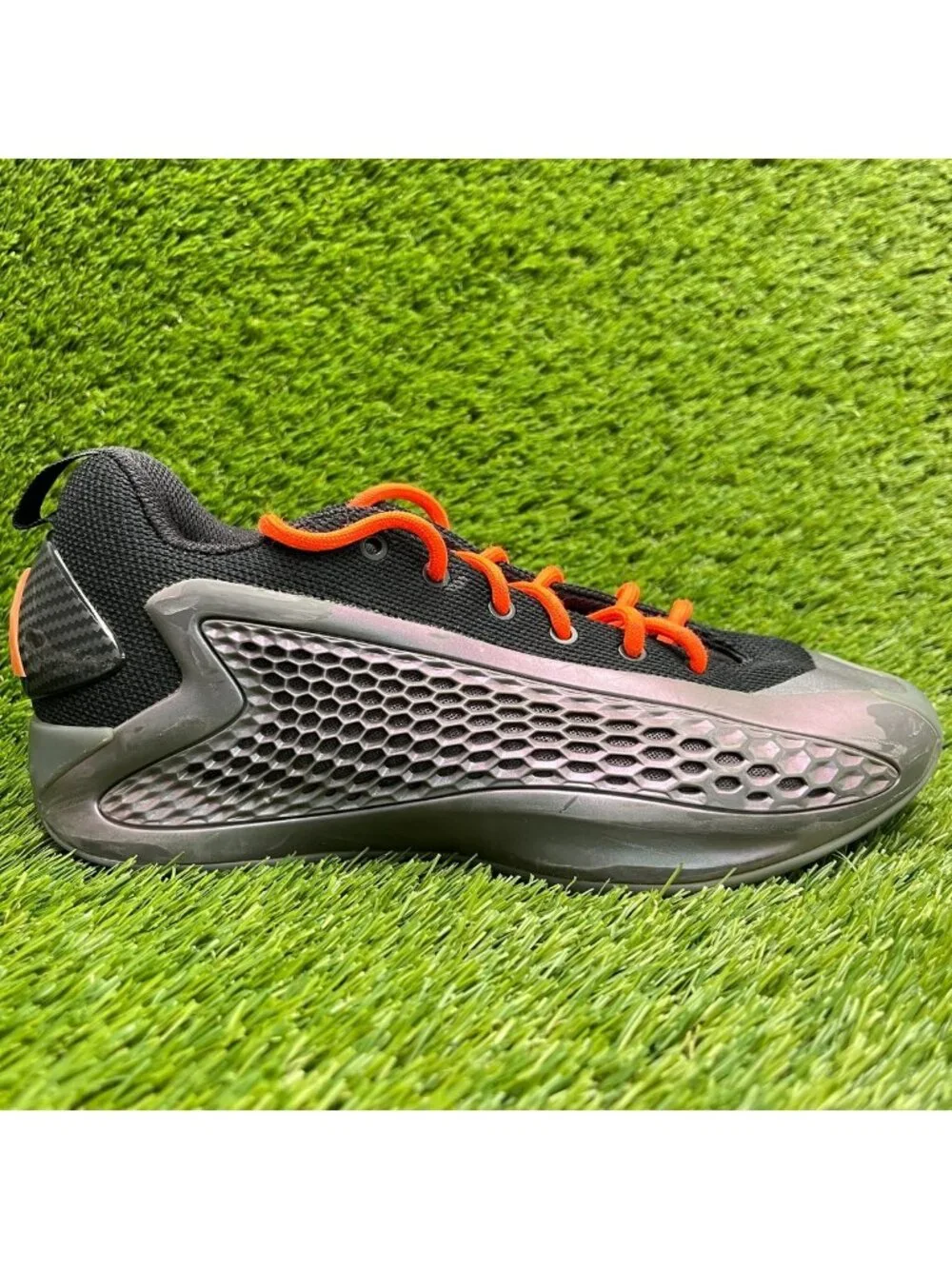 Adidas AE 1 Low Iron Sharpens Iron Boys Size 7Y Basketball Shoes Sneakers
